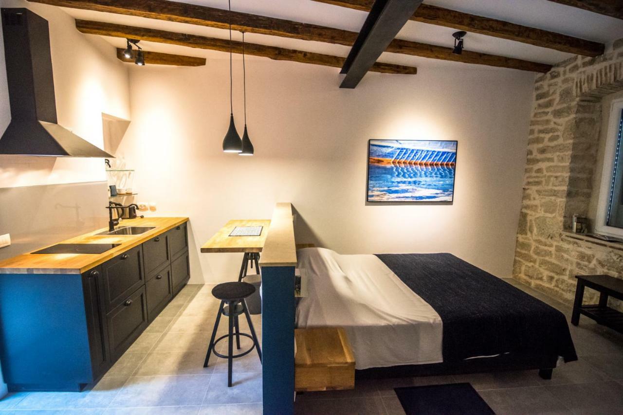 Studio Bluestone Rovinj Exterior foto